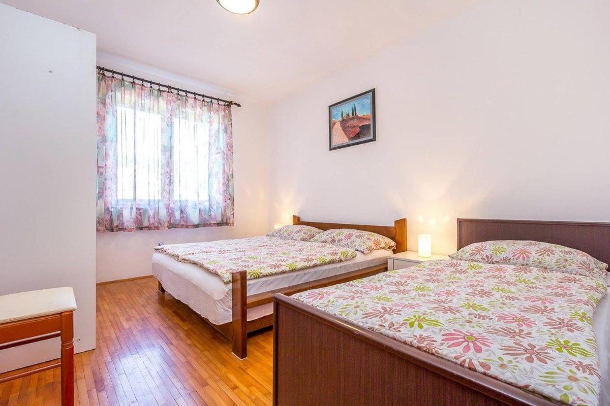 Apartments Dragica Valbandon Exteriér fotografie